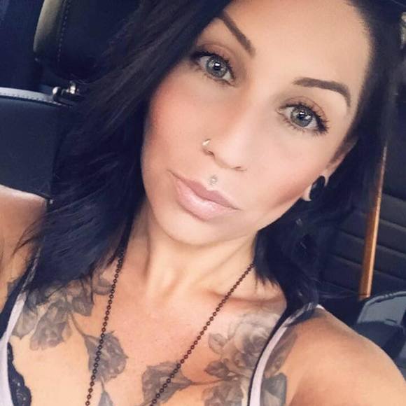 Meet your Posher, Kristie - Picture 1 of 1